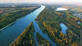 Der Rhein südlich von Karlsruhe.